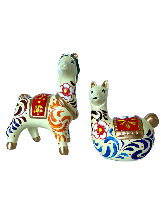 Artisan Peruvian Llama Duet with Chullo Hat (1)
